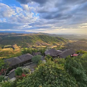 Sora Lodge